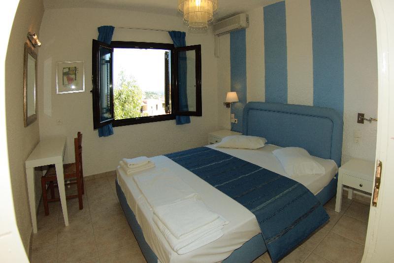 Perla Hotel Agia Pelagia Exterior foto
