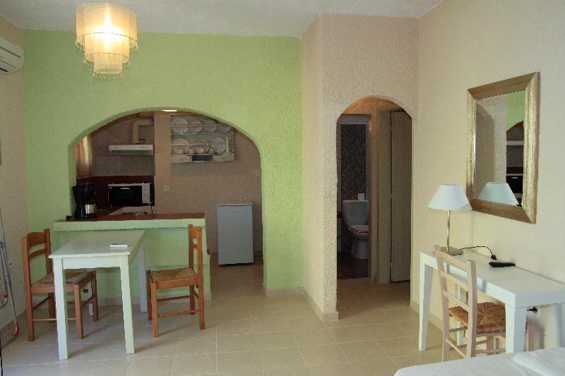 Perla Hotel Agia Pelagia Exterior foto